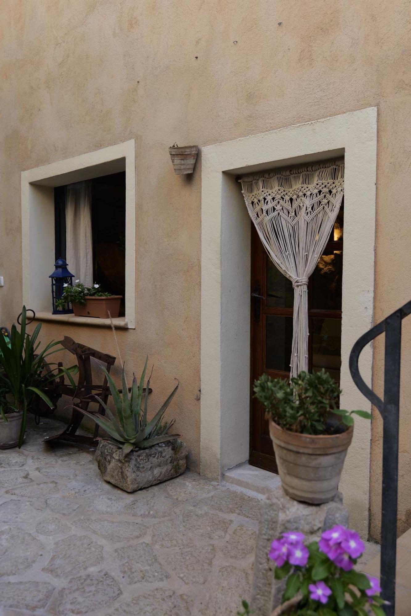 Townhouse Sa Casa Villa Sineu  Exterior photo